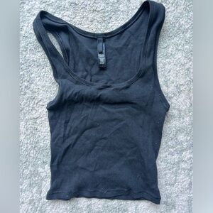 Skims tank top